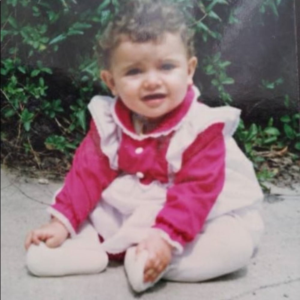 Meet your Posher, Nirona